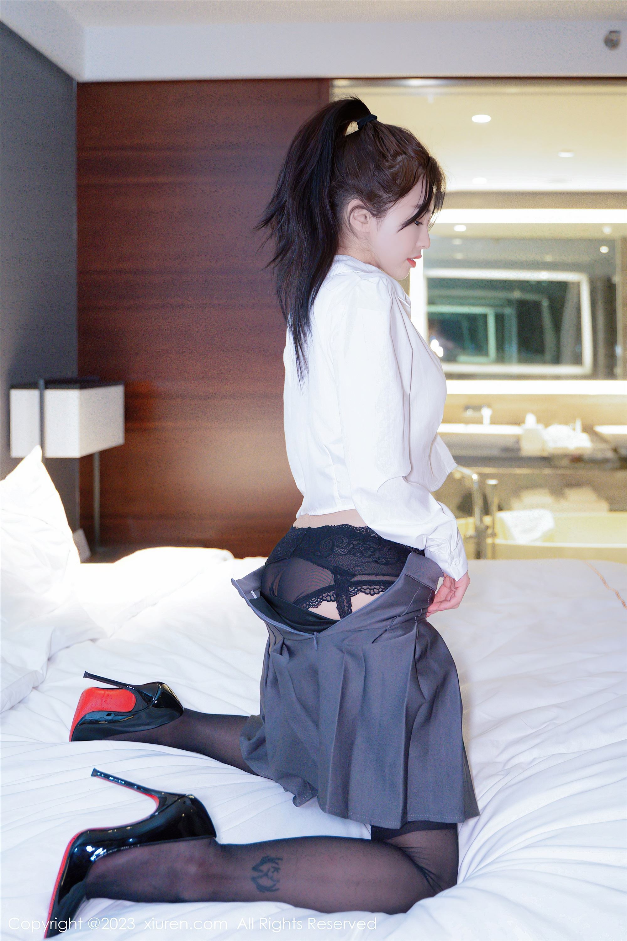 XiuRen秀人网  2023.03.21 NO.6444 星子柒kiki